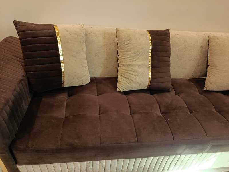 2 month use sofa 1