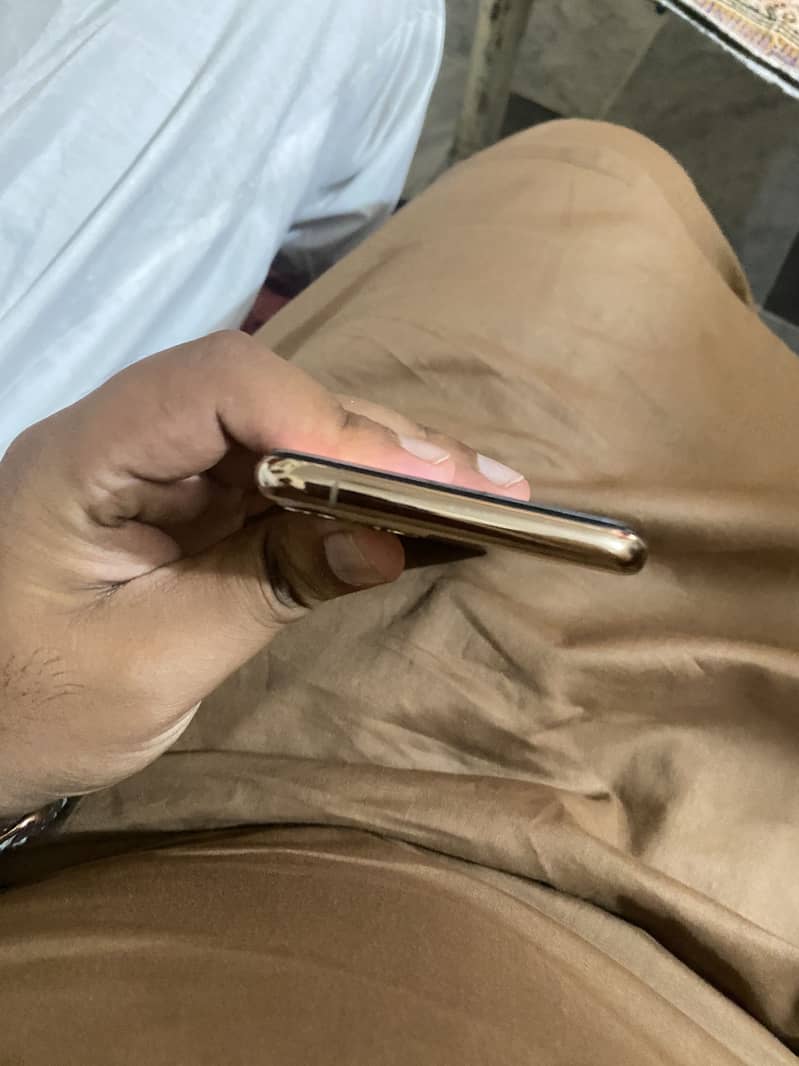 Iphone 11 pro 6