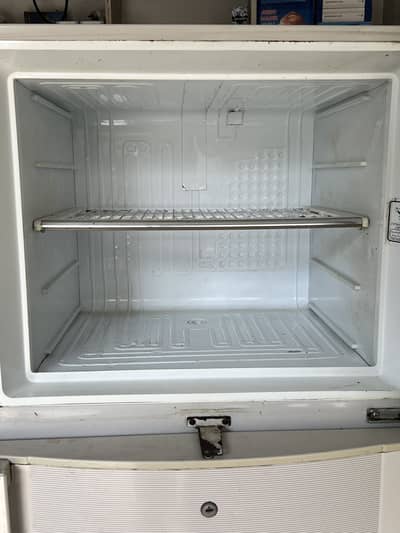 Dawlance freezee