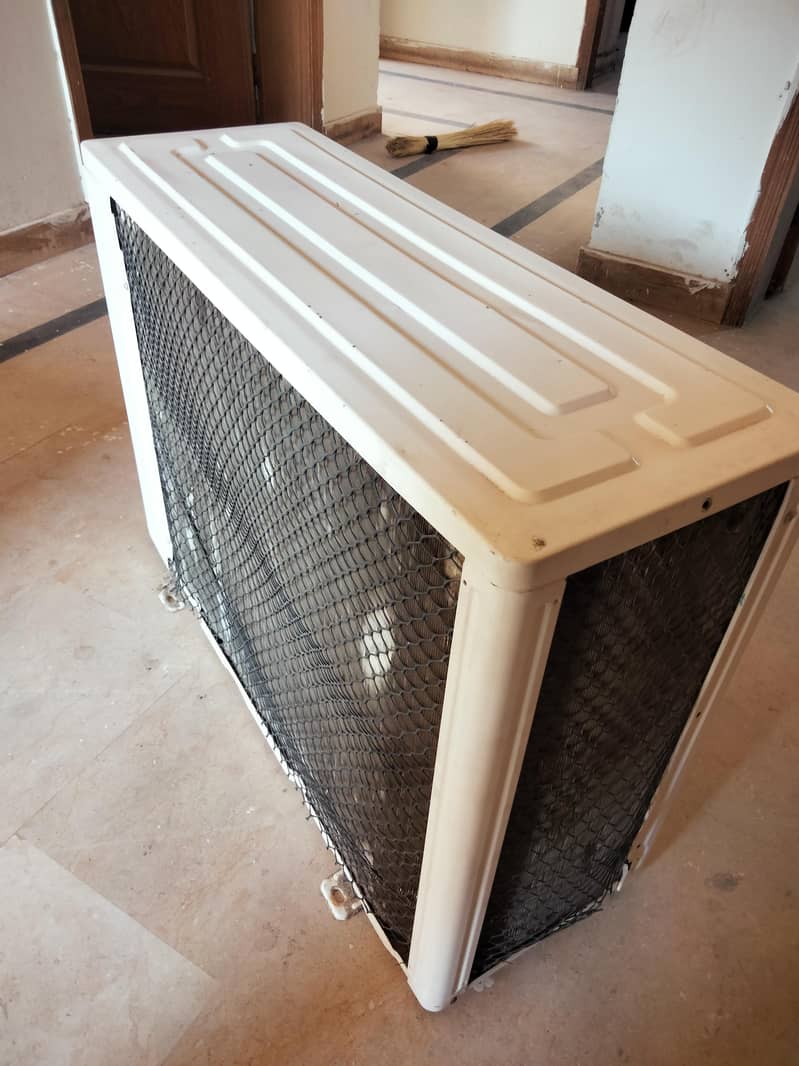 split AC 2