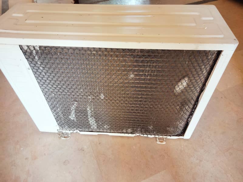 split AC 3