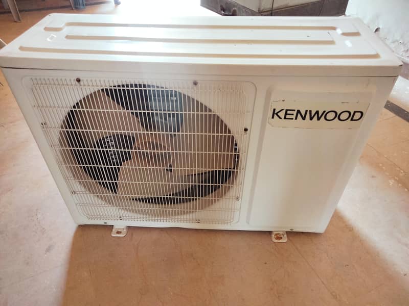 split AC 8