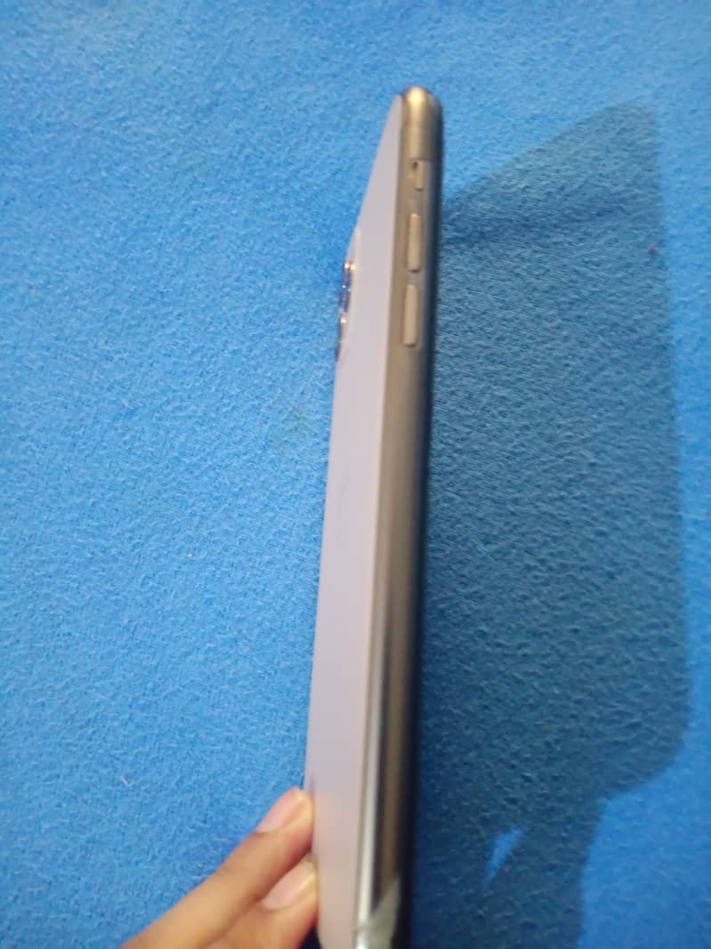 iPhone 11 Pro Max 1