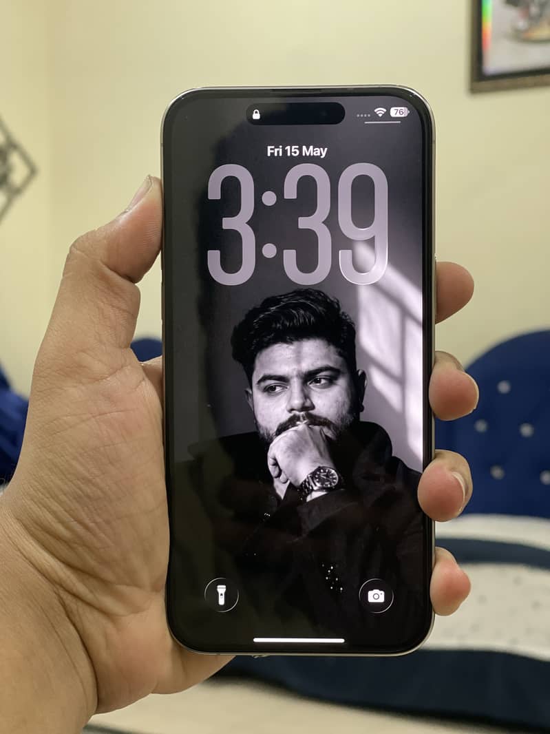 Iphone 15 pro max 1
