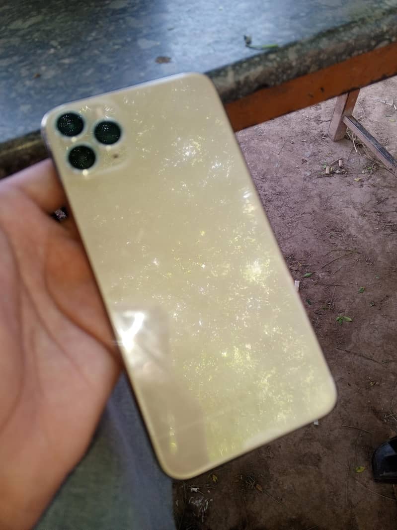 iphone 11 pro max 3