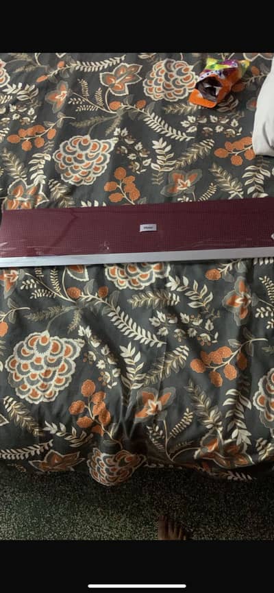 Hair split Ac in good condition