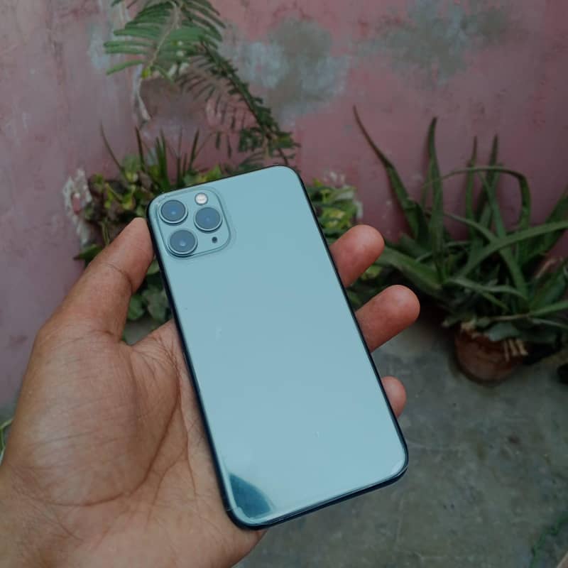 iphone 11 pro 0