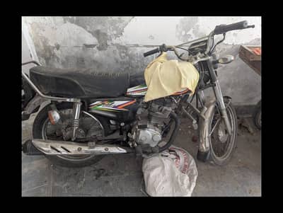 Honda CG-125 original  condition  Model 2016