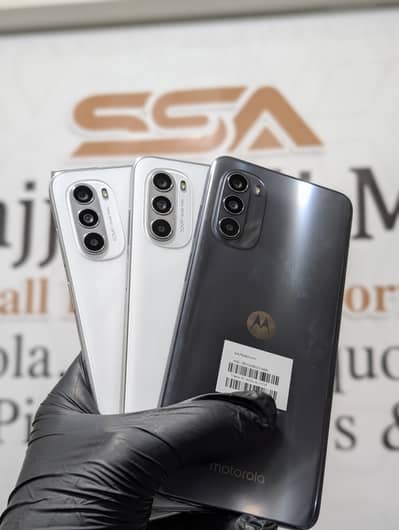 MOTOROLA G82