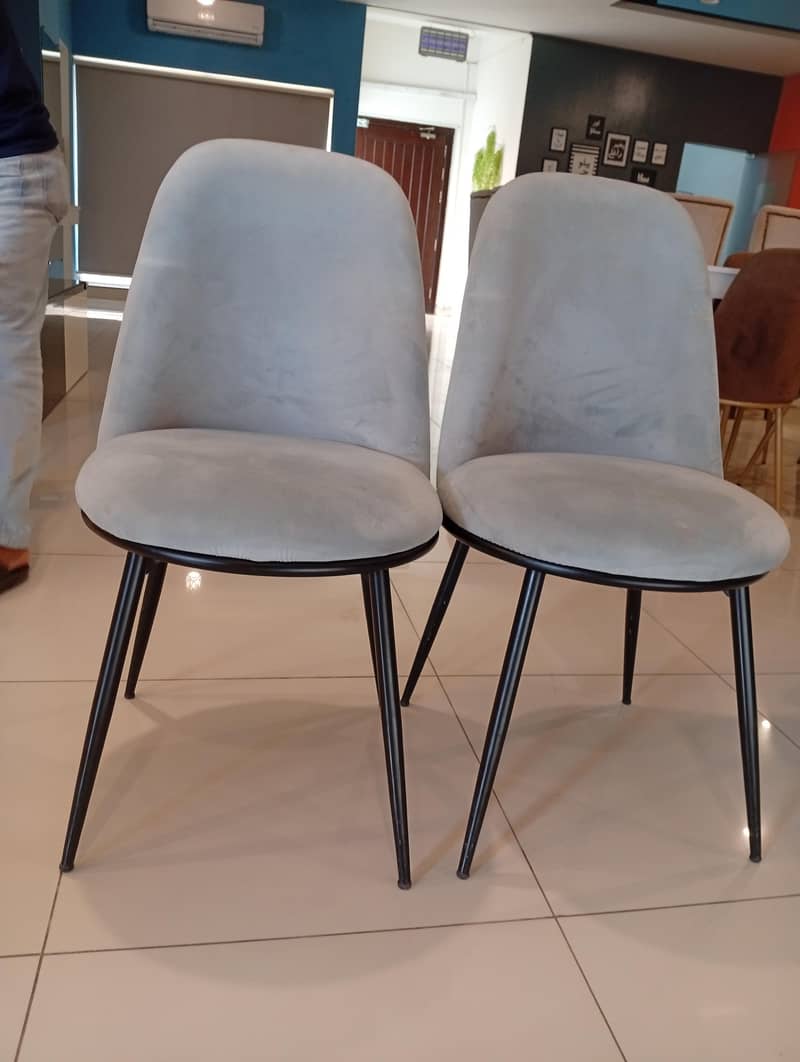 Dining chairs 0