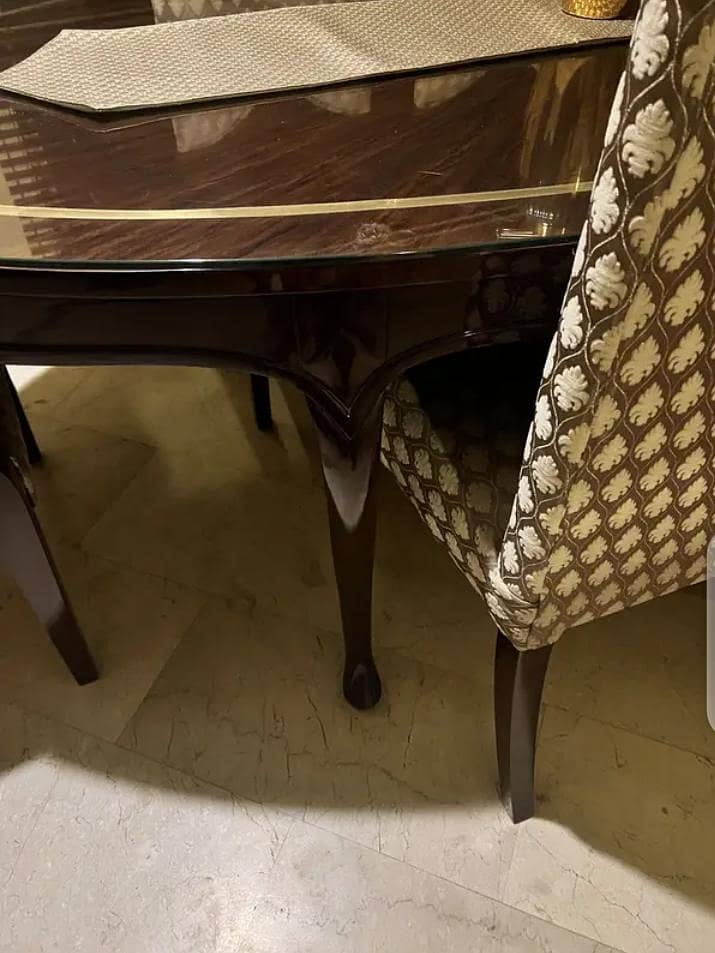 Luxury Dining Table 2