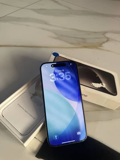 15 Pro Non PTA 256 GB Natural Titanum Full Geniune Warranty
