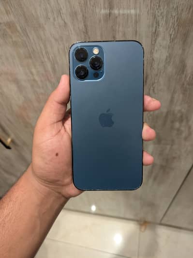 12promax  256 gb 87 battery health