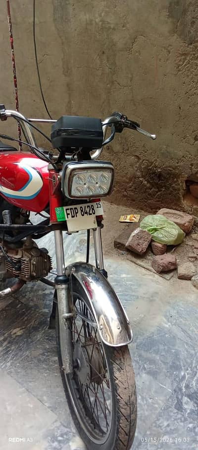 crowned hundred bike