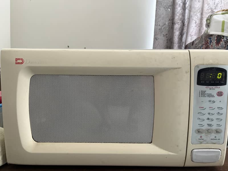Fully | Functional Dawlance Microwave 0