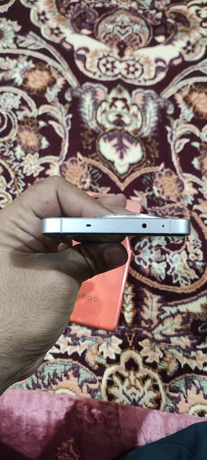 OnePlus Ace 5 4