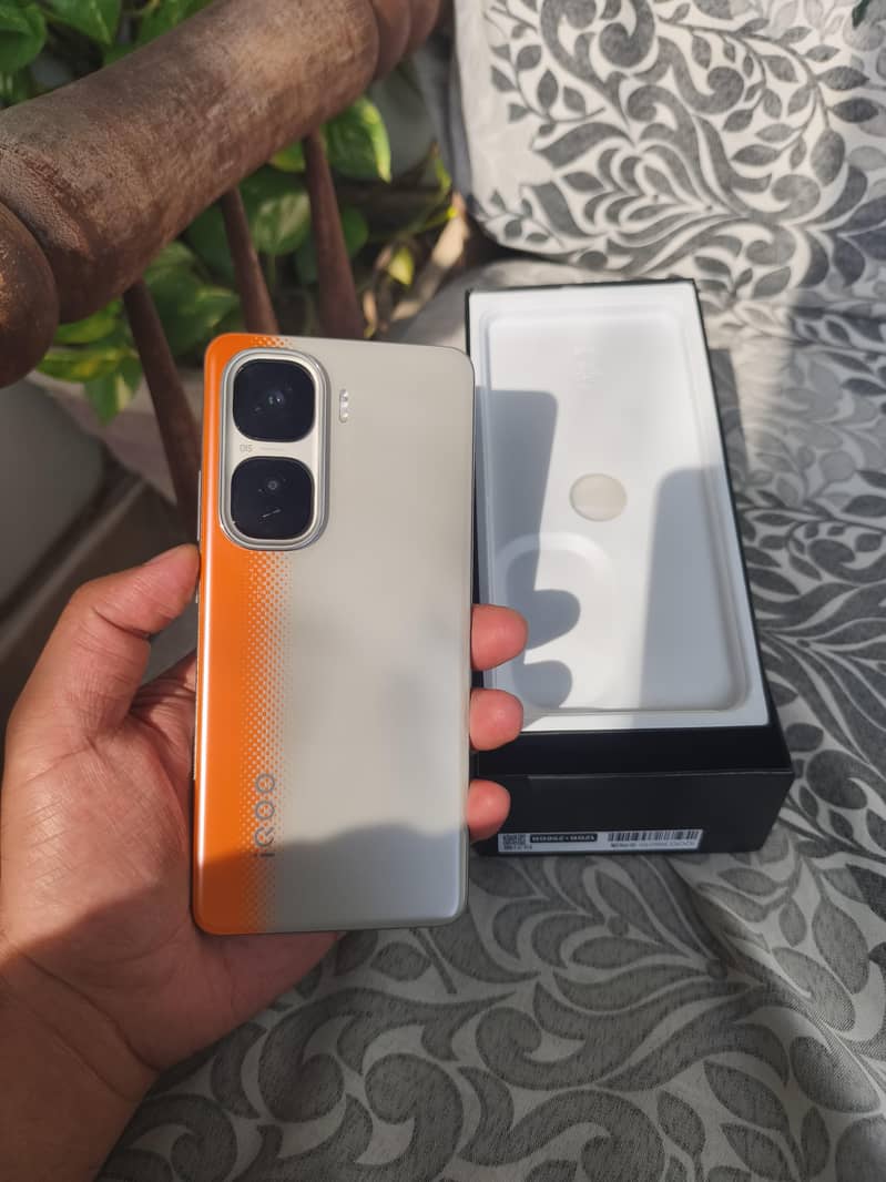 OnePlus Ace 5 13