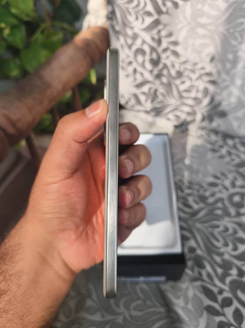 OnePlus Ace 5 16