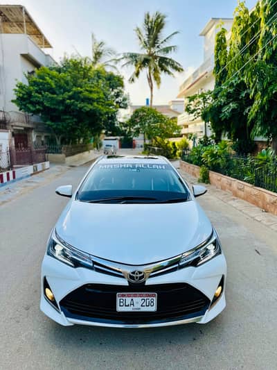 Toyota Corolla altis grande 2017 face lift