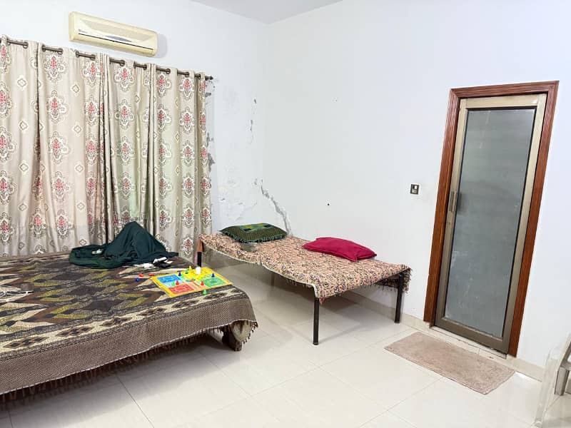 Upper portion for Rent 3