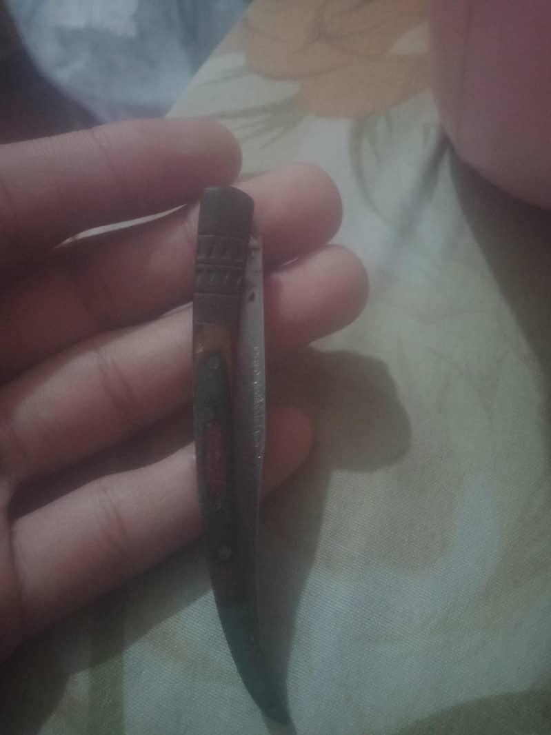 knife 0