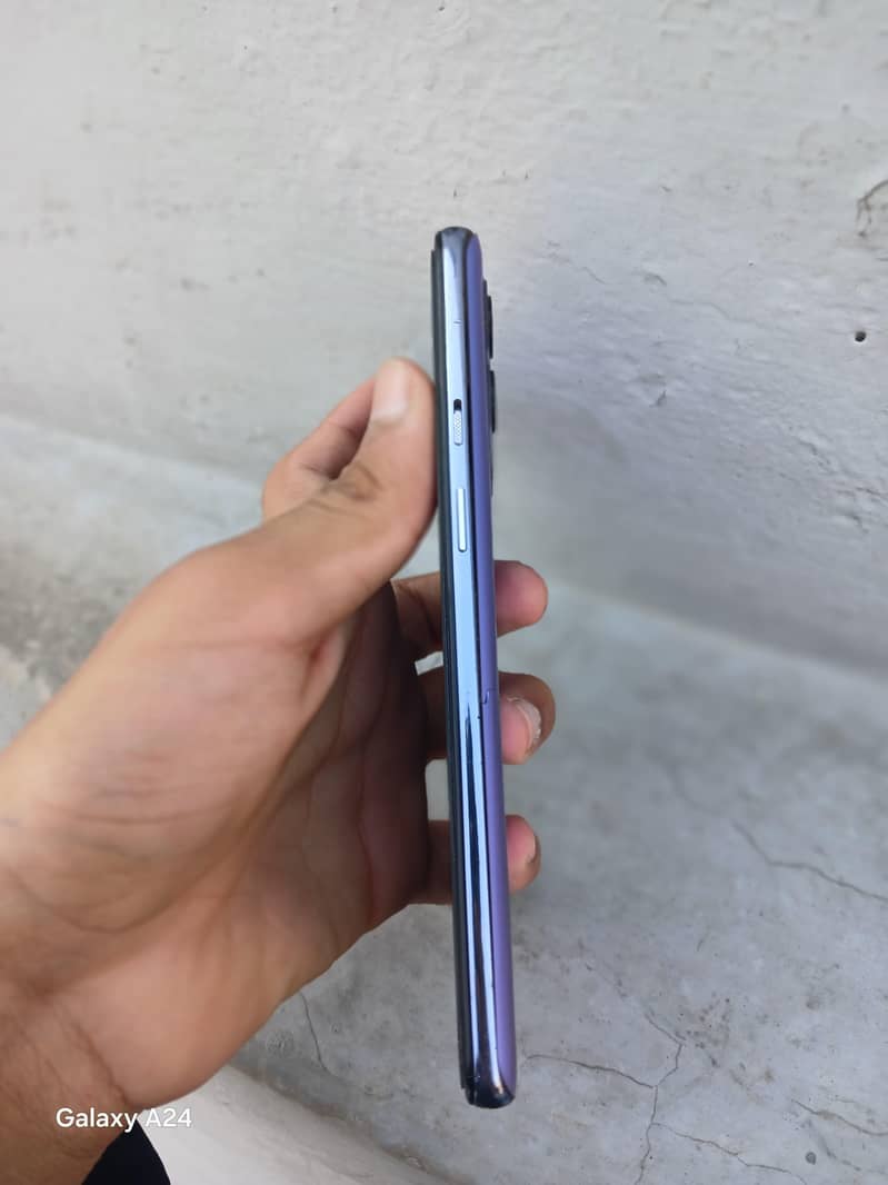 one plus 9 patch 8ram 128 gb 4