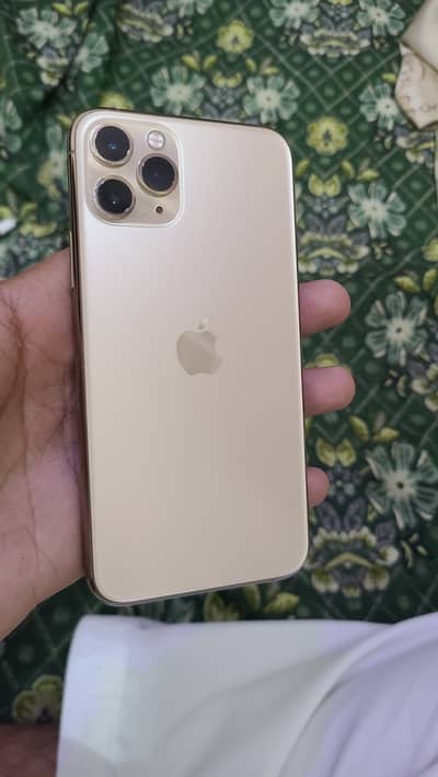 iphone 11 pro 256 gb pta approved 10/10