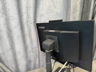 All in 1 Lenovo PC for sale in perfect condition