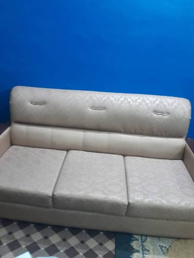 Sofa Set 5 seater In Lether