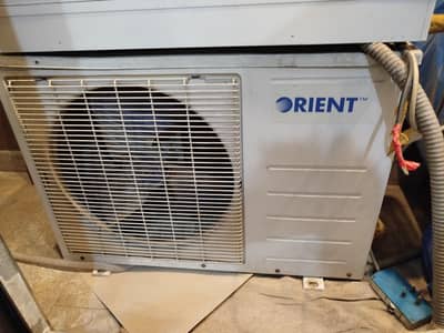 orient 1 ton ac non inverter 10 by 10 saaf ha bilkul
