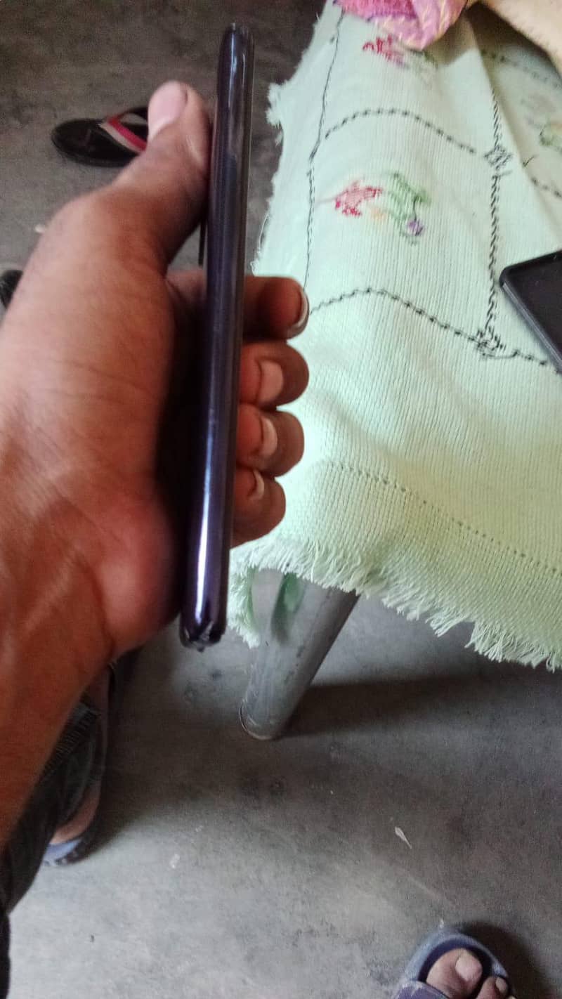 32000 3