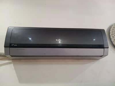 Gree 1.5 ton ac