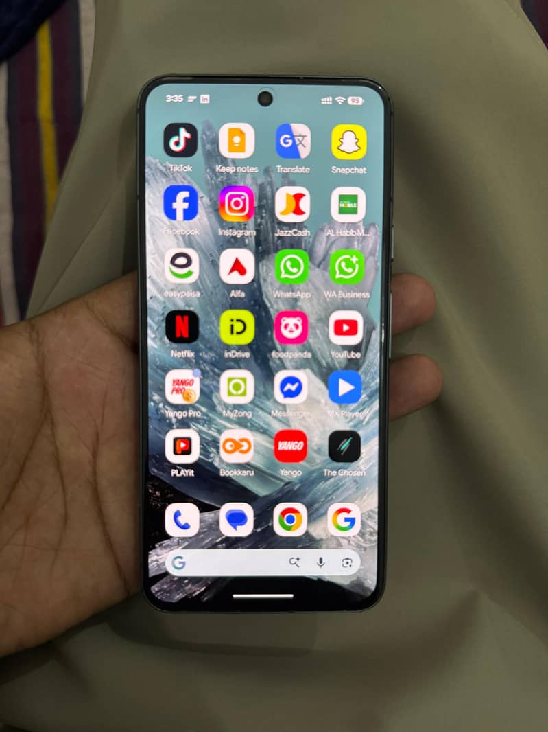google pixel 8 5