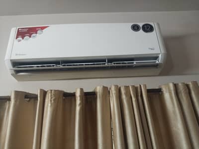 Dawlance inverter 5 year old