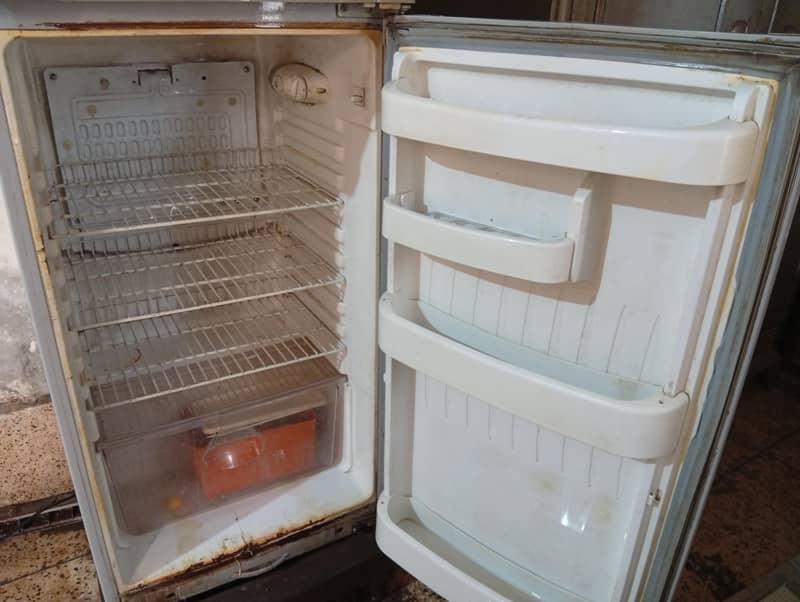 orient Fridge 2