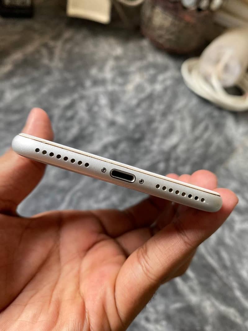 iPhone 7 plus 6