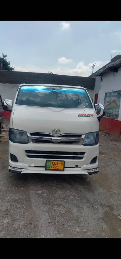 toyota hiace model08register12  LHR no document all ok. tyre new.