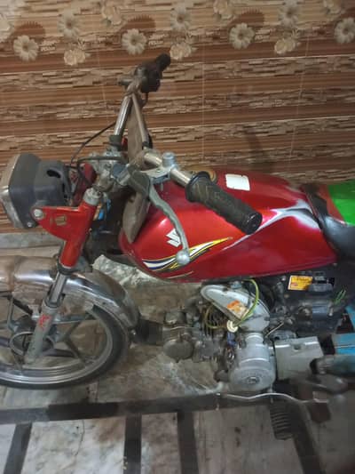 suzuki spinder half bike