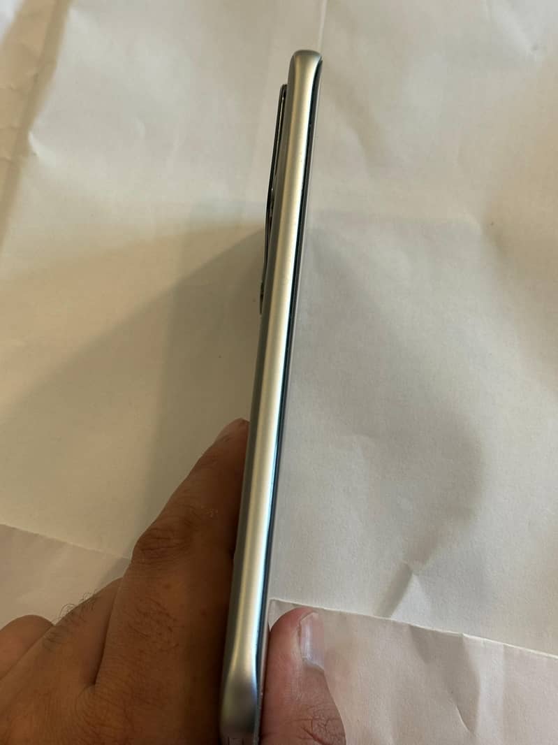 Infinix note edge 3