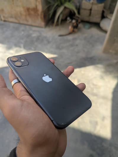 I phone 11 64gb exchange possible