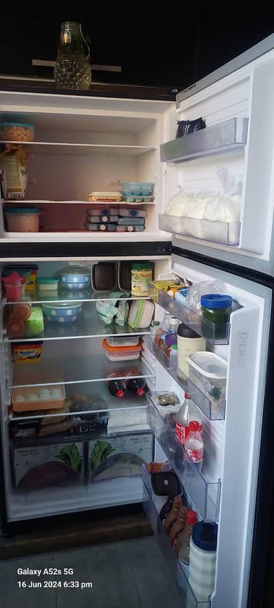 dawlance refrigerator full size inverter technology
