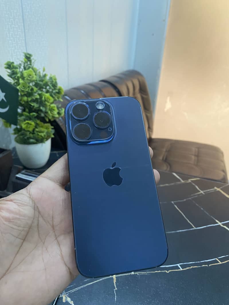 iPhone 15 pro 1