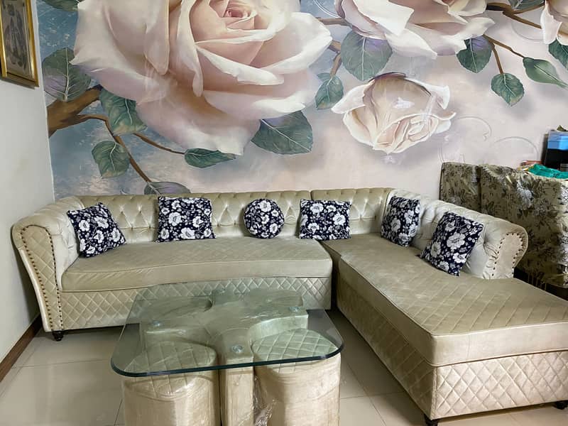 L Shape sofa set with Table 1
