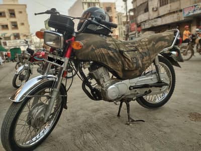 United 125 cc 2024