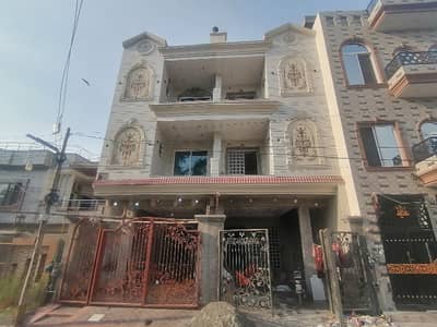 7 Marla House In Beautiful Location Of Shama Road In Shama Road