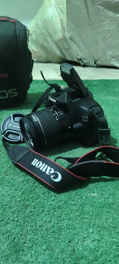 Camera Canon 1220