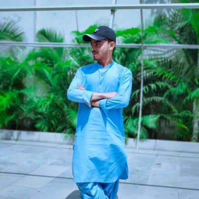Owais