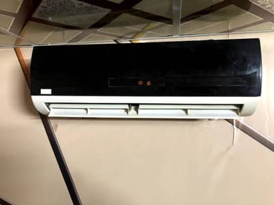 AC 1 ton urgent sell