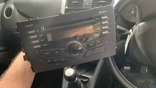 Clarion mp3 and radio