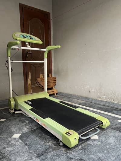 Treadmill || Digital automatic || Pulse rate || Calorie burn || 150kg